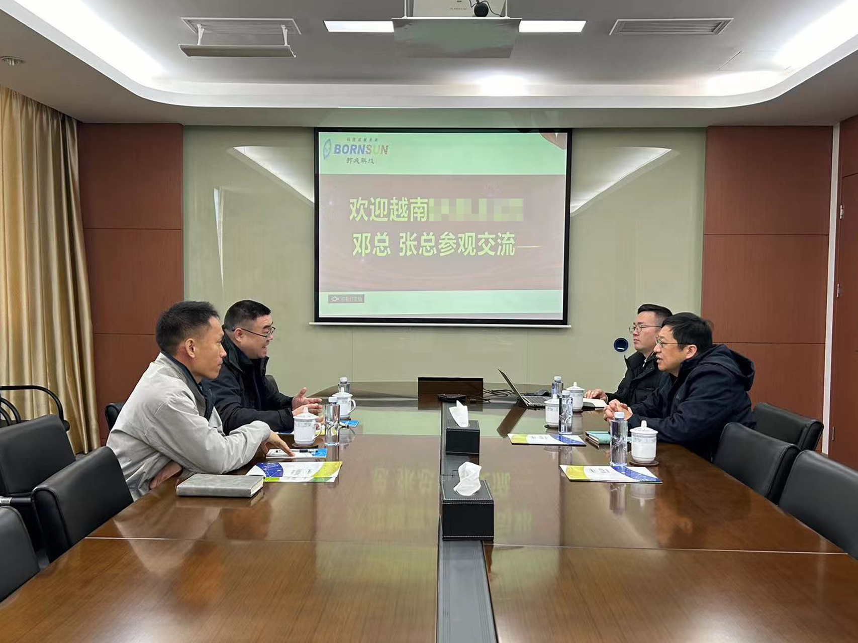 Vietnam customers visit BORNSUN again for in-depth discussions to consolidate cooperation